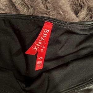 Faux Leather Side Stripe Leggings